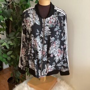 Inspired Hearts Woman’s 1X zip up floral jacket with white dots front po…